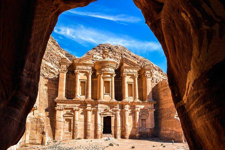 5-tägige Jordanien-Tour mit Petra, Wadi Rum und dem Toten Meer
