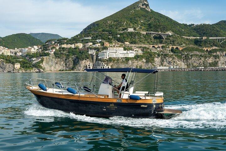 Tour in barca per piccoli gruppi con Amalfi e Positano