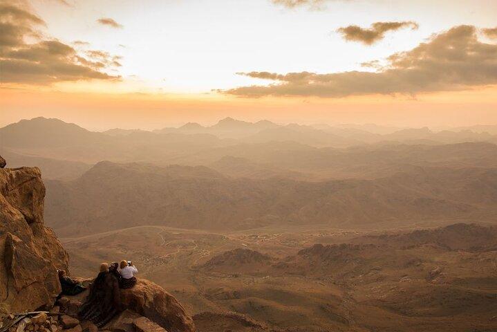 Monte Sinai Sunrise Hike and St Catherine Monastery Tour - Visita ao Mosteiro de Santa Catarina
