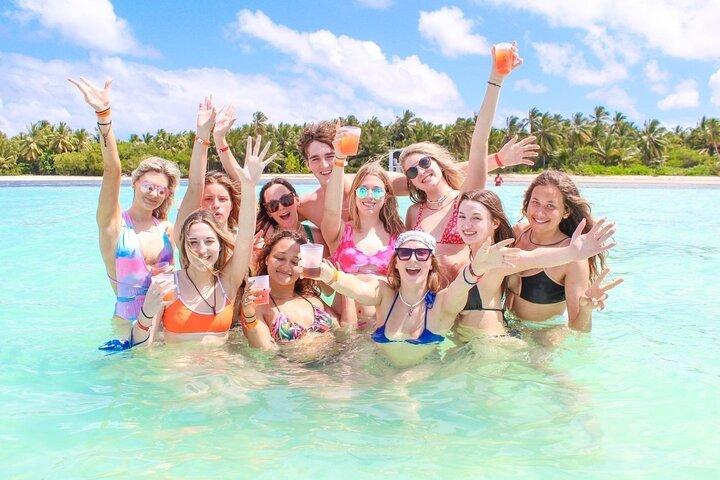 Party Boat a Punta Cana con Open Bar e Snorkeling sulla barriera corallina