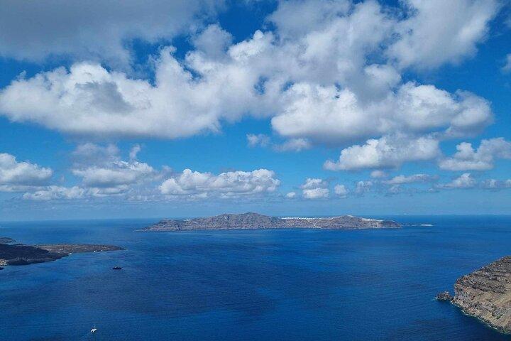Santorini: Privater Transfer zwischen Flughafen oder Hafen und Santorini