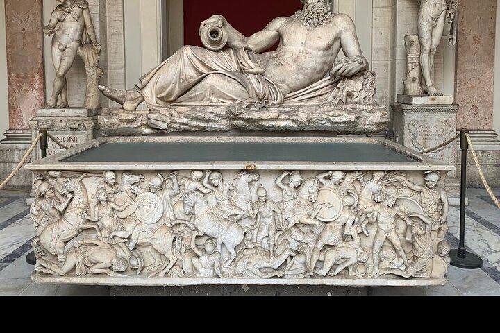 Visita a los Museos Vaticanos y la Capilla Sixtina con guía local oficial