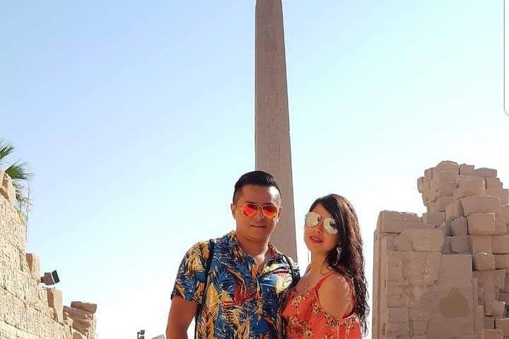 王と職人の谷への旅を含むプライベートルクソール日帰りツアー