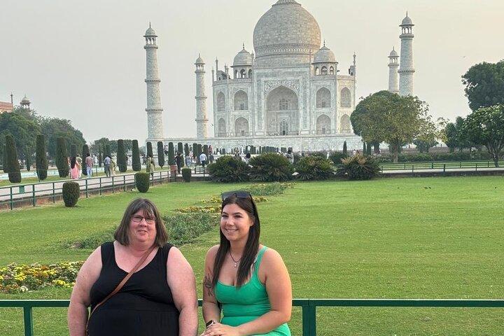 Van Delhi: privédagtrip naar Taj Mahal en Agra Fort met de auto
