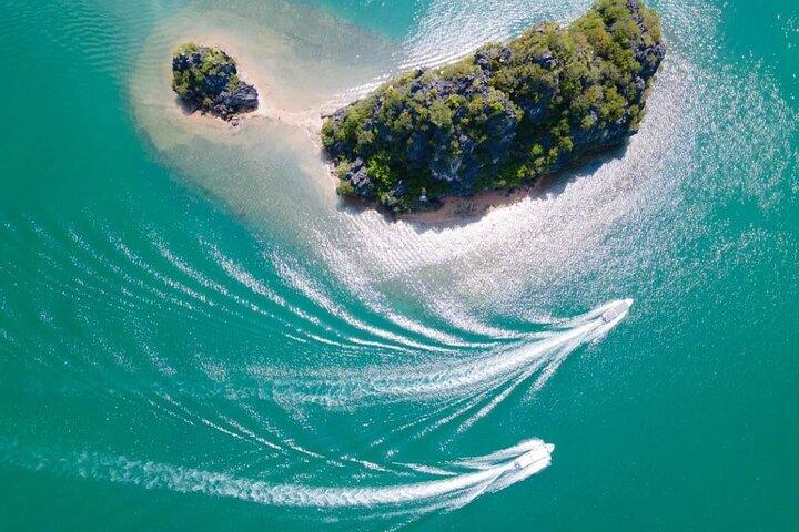Avventura esclusiva in canoa Esplora la baia di Halong dall'isola di Cat Ba