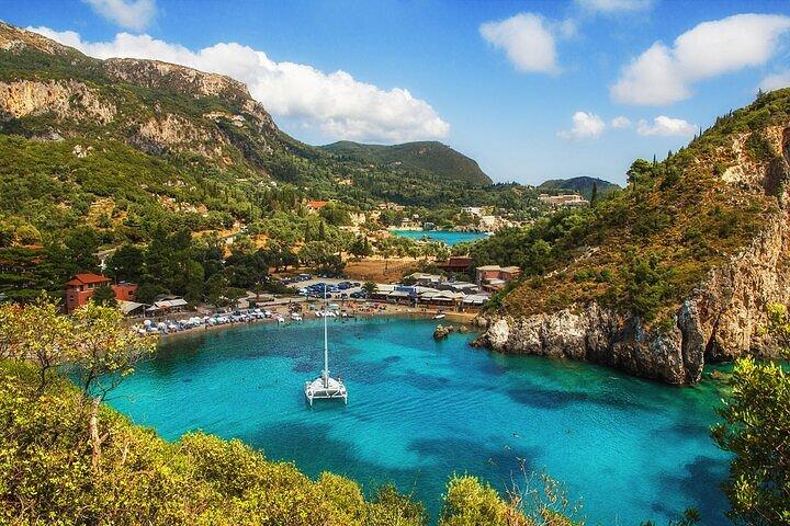 Croisière d'une journée complète dans la ville de Corfou et Palaiokastritsa depuis Saranda