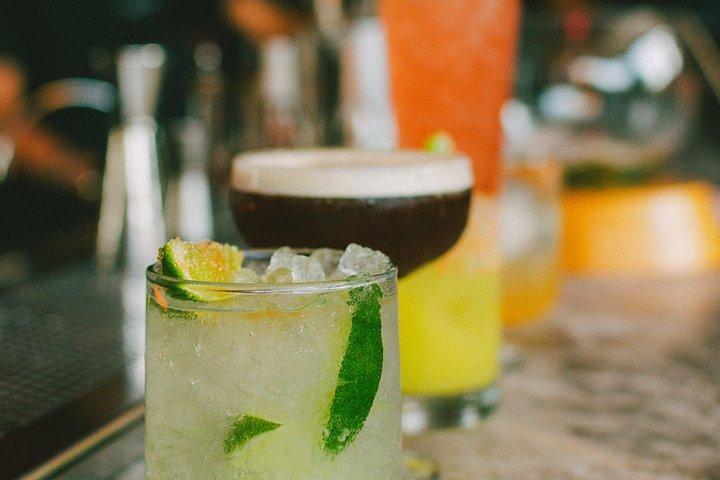 コロンビアのカルタヘナで木曜夜のバー巡り