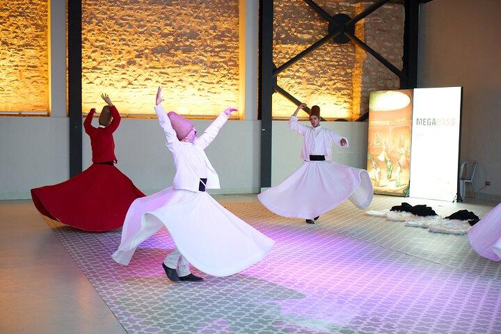 Wervelende derwisj Ceremonie Tickets in Istanbul