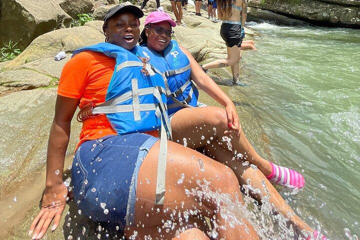 El Yunque Rainforest Tour with Waterslides and Beach