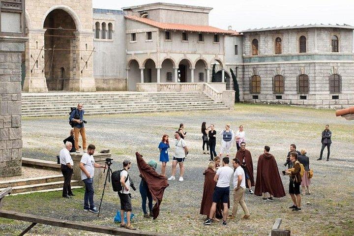 映画スターになろう！ブダペストとエチェクでの映画ツアー、脱出ゲーム