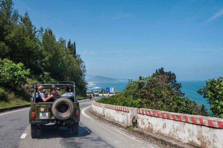 Hue till Hoi An Jeep Tour Privat transfer via Hai Van Pass 1 Way