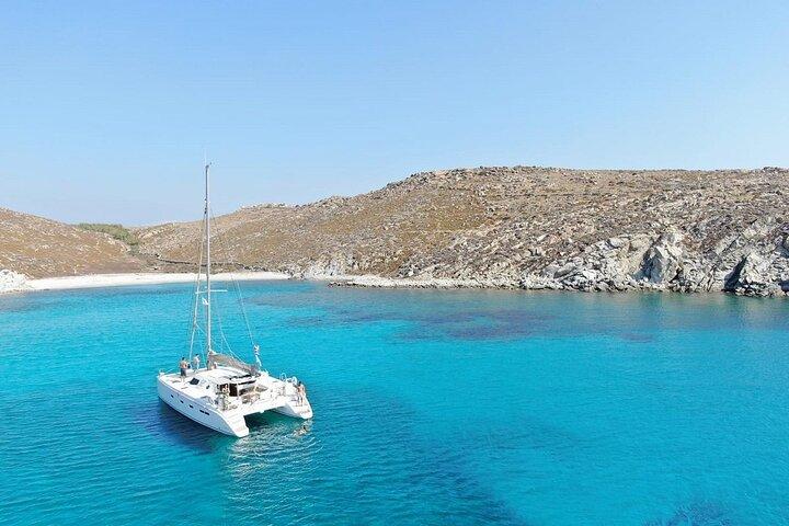 Mykonos Catamaran Delos Rhenia kryssning med lunch och transfer