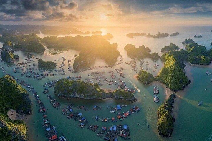 De Cat Ba : 2D1N Boutique Cruise para Lan Ha Bay, Viet Hai Village