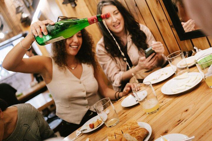 San Sebastian Centro Quartiere Pintxos & Wine Tour