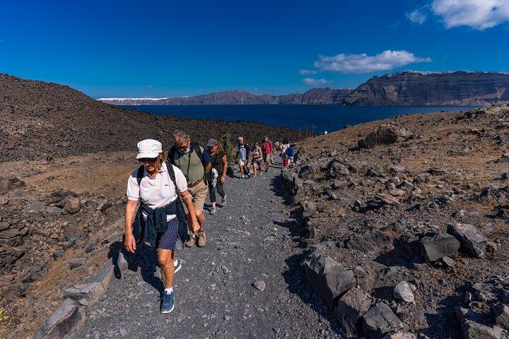 Santorini Tour durch Caldera mit Glasbodenboot