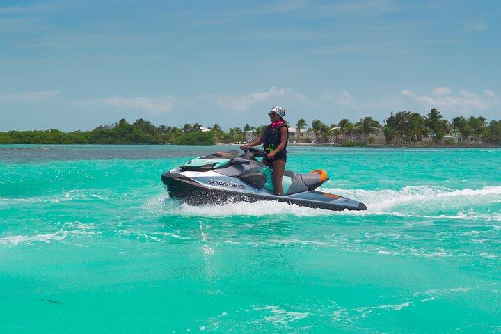 Location de JetSki dans les Cayes de San Pedro