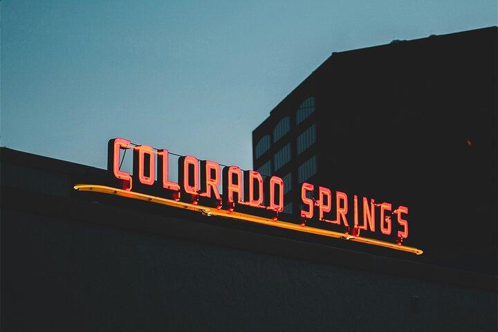 Tour privado por la ciudad de Colorado Springs desde Denver