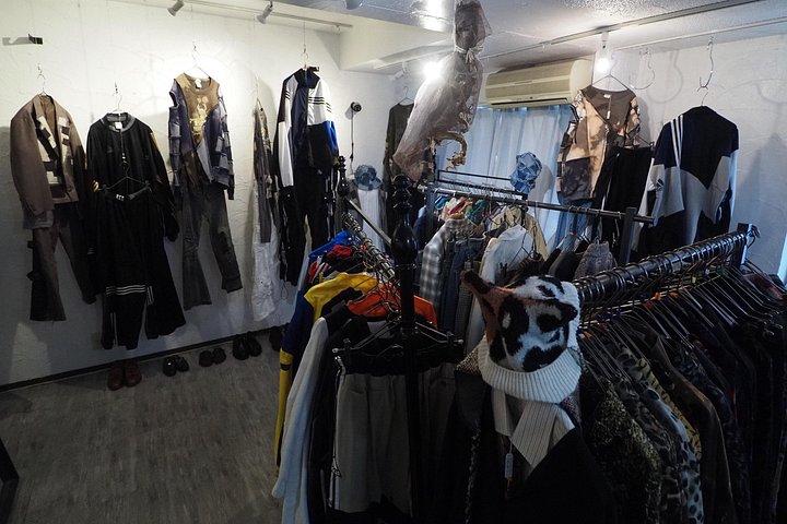下北沢で東京ヴィンテージショッピングとご当地グルメ体験