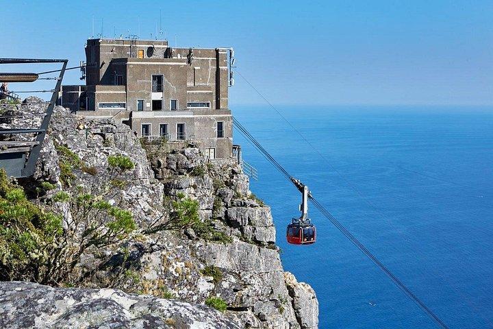 Private Cape Town City Tour table Mountain with wine tasting