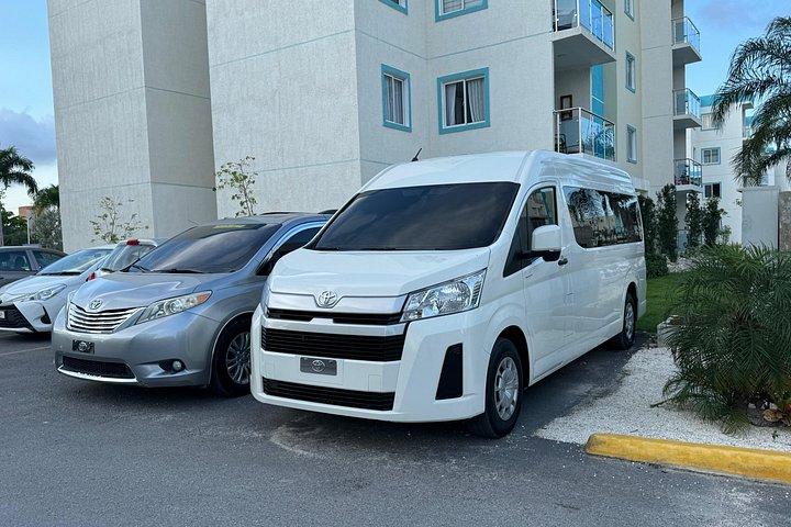 Privarte Ariporo transfer Punta Cana PUJ Round trip