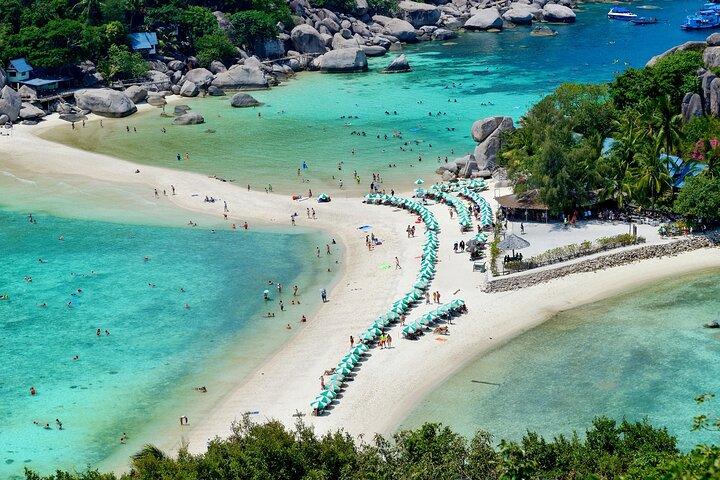 カタマラン船で行くタオ島とナンユアン島でのランチ付きシュノーケリングツアー