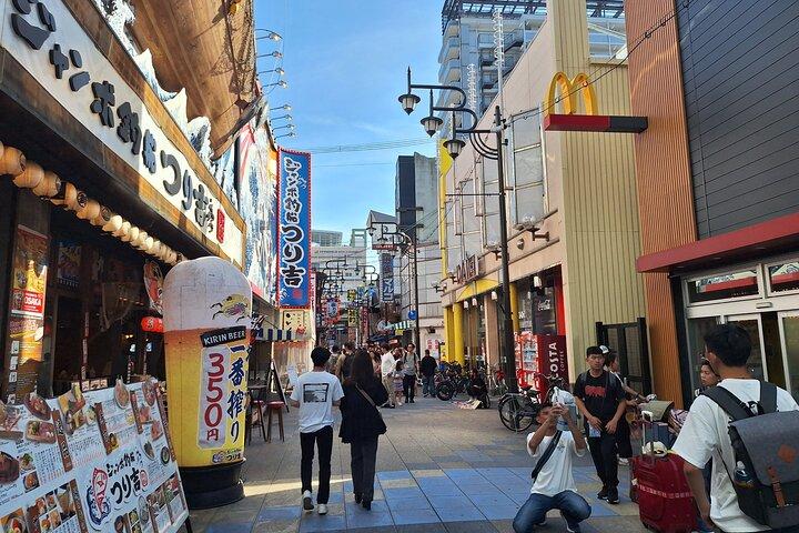Tour Culinário de Osaka com um Chef!