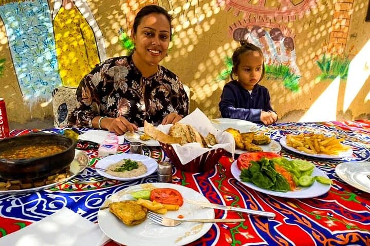 3 Hours Culinary Journey with Family Food Tour in Luxor