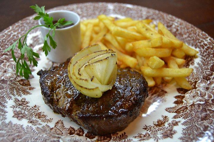 料理サルバドール：アフロブラジル料理とシュラスコ料理のディナー。