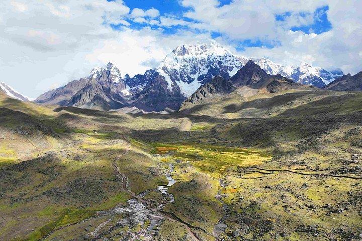 7 Turquoise Lagoons Around Ausangate Private Tour