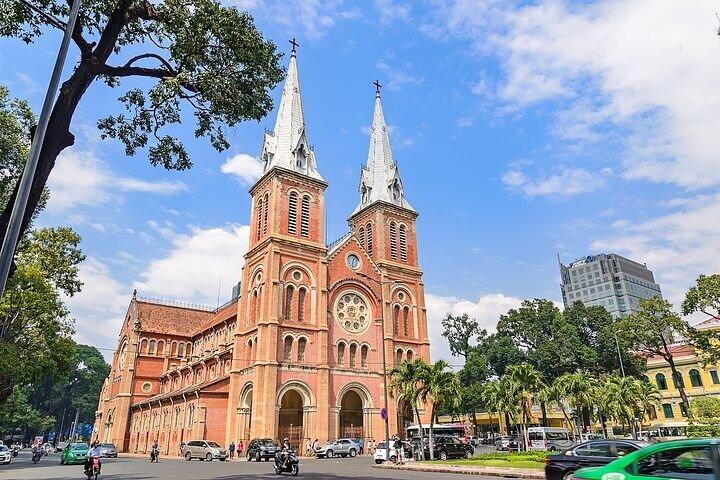 Amazing 1 Day Ho Chi Minh City Tour