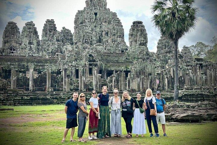 Excursão de dia inteiro para explorar Angkor Wat