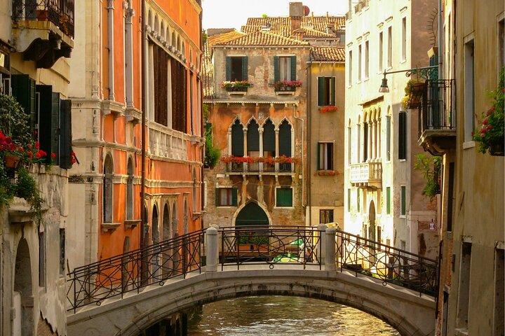 Veneza Scavenger Hunt e Best Landmarks Tour Autoguiada