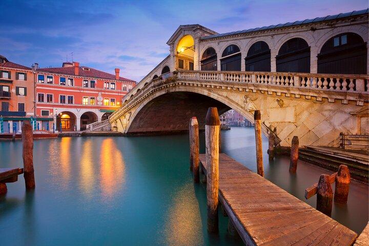 Veneza Scavenger Hunt e Best Landmarks Tour Autoguiada