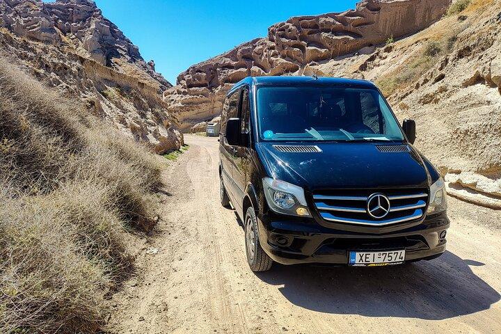 Santorin : Privater Transfer vom/zum Flughafen (JTR)
