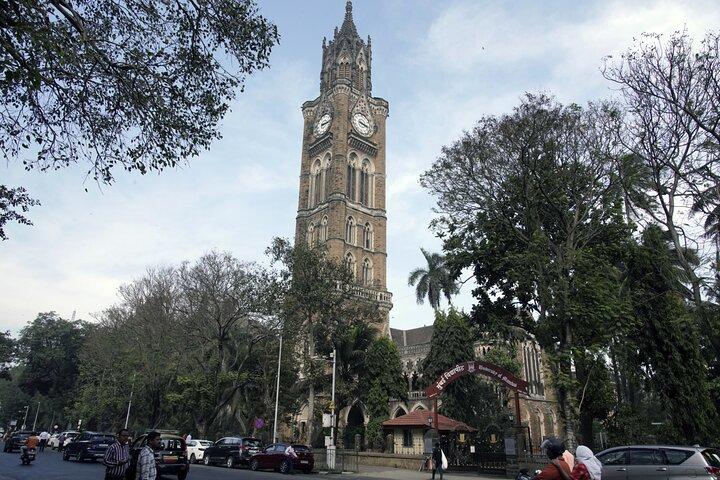 Private Mumbai Sightseeing & Dharavi Slum Tour with Local Guide