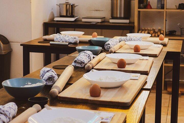 Clase de Cocina : Pasta & Tiramisu con un Chef Italiano Privado