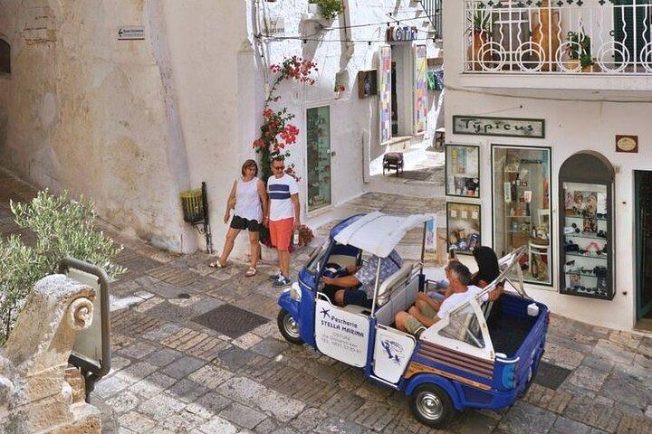Ostuni: tour in Eco Car 100% ECO