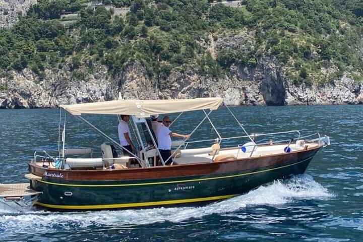 Solnedgangsbådtur fra Salerno til Capo d'Orso på Amalfikysten