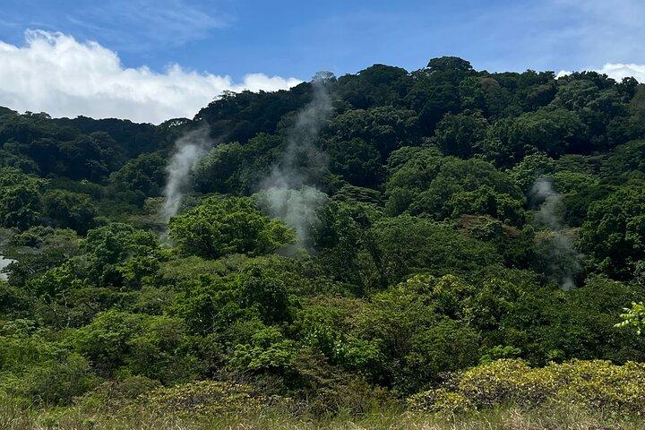 プライベート リンコン デ ラ ビエハ ハイキングと温泉