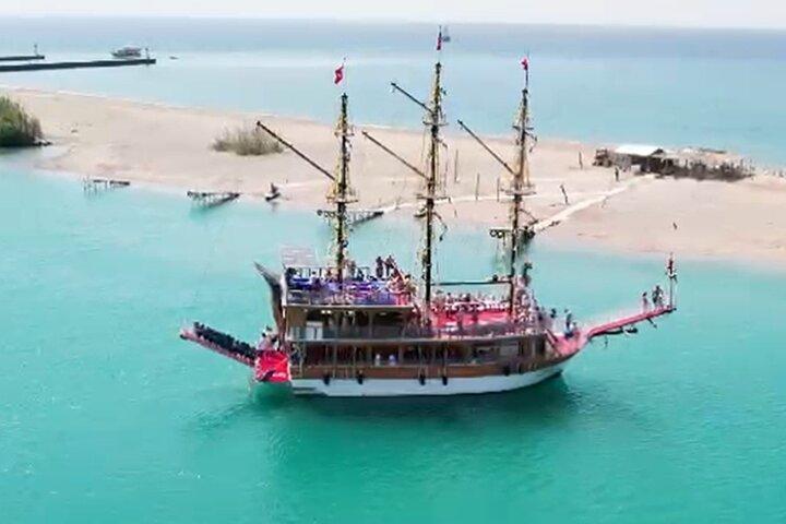 Seite : Delfin Insel Bootstour mit Mittagessen Softdrinks, Schaumparty