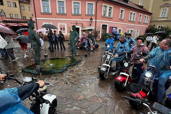 Guidet sightseeing e-scooter tur i Prag: 2 timer
