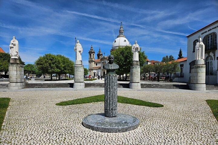 Tour - Guimarães e/o Braga