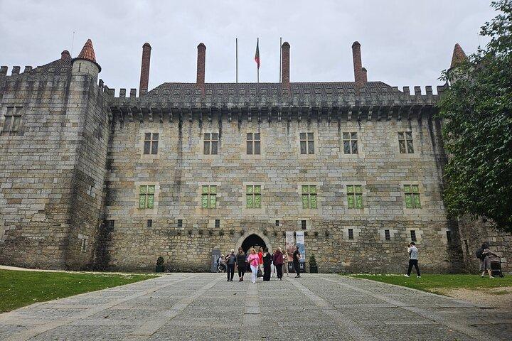 Tour- Guimarães and/or Braga