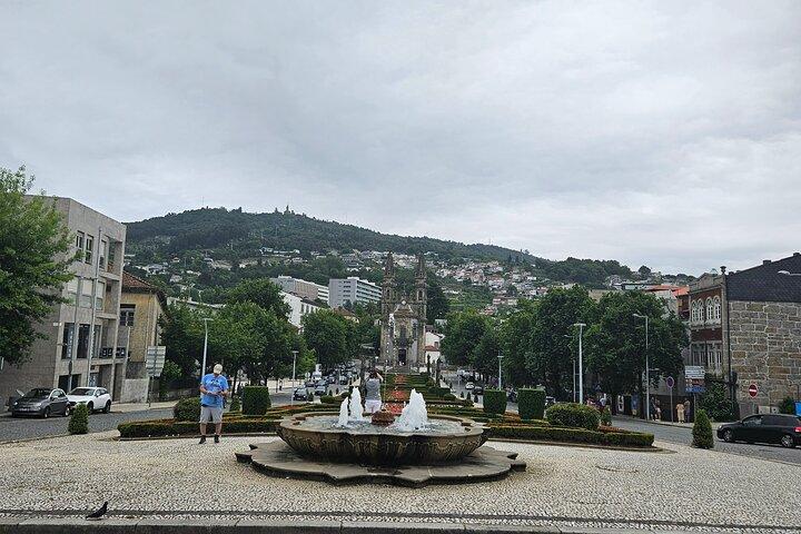 Tour- Guimarães and/or Braga
