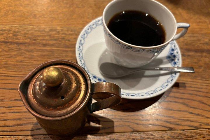 東京の近所の掘り出し物: コーヒー、レコード、そしてヴィンテージの雰囲気
