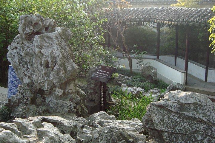 上海から新幹線で蘇州へ庭園見学と運河見学。