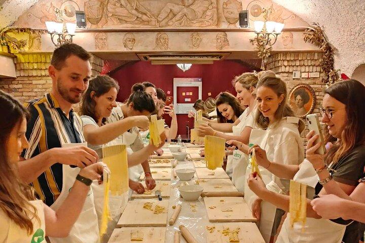 Rome Pasta Making Class and Tiramisù near Spanish Steps