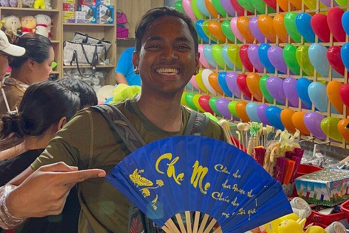 Ho Chi Minh City Street Food Tour med lokal LGBT-studerende guide