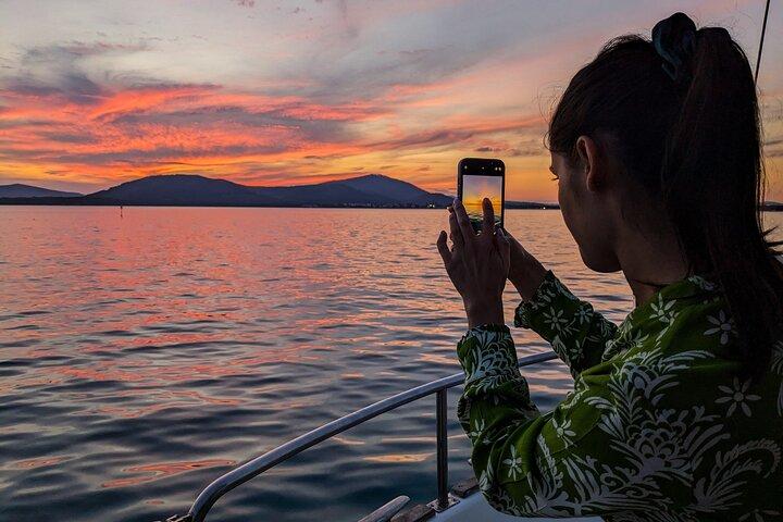 Tramonto e Aperitivo in barca a vela ad Alghero