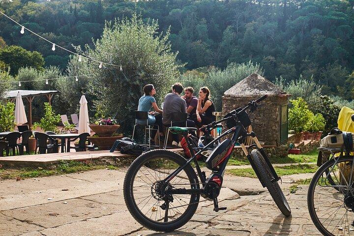 E-bike Zelfstandige tour Toscane en Chianti met wijngaardbezoek